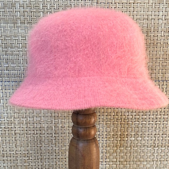 🌟HP🌟VTG 2000s Pink Angora Cloche/Bucket Hat by David and Young - Picture 2 of 8